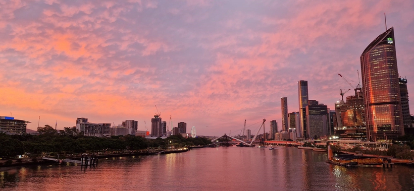 Sunset, Brisbane city skyline, Lea Beloša