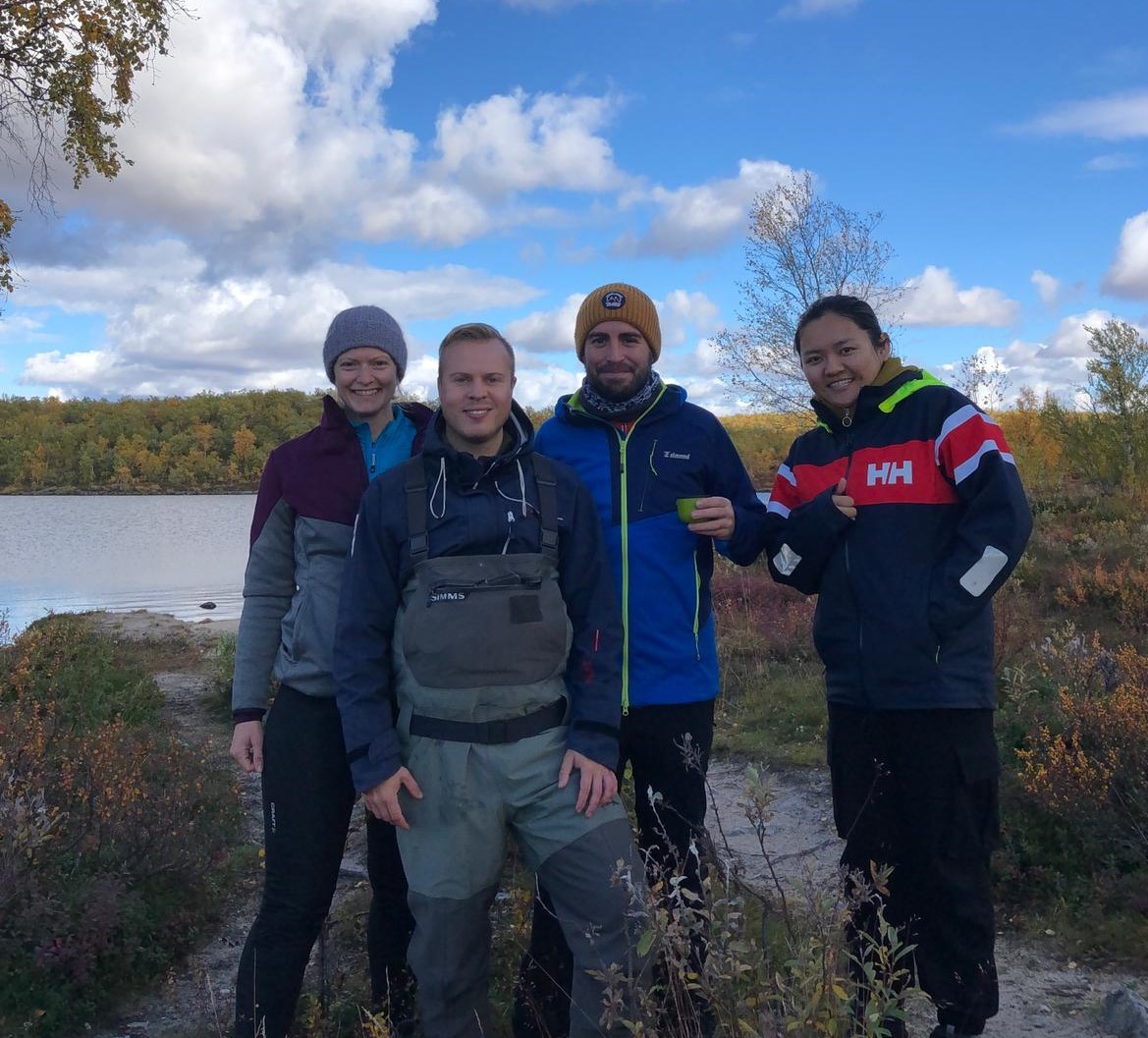 Lina Allesson, Even Werner, Nicolas Valiente and Jing Wei after collecting samples in Láhpojávri (Kautokeino).