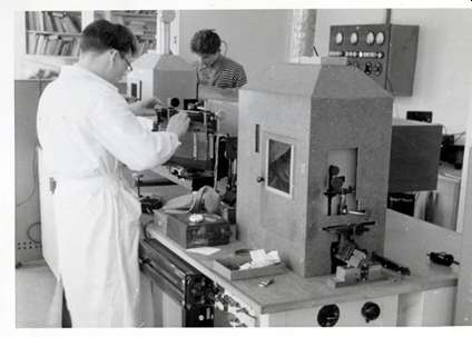 Figure 3. Optical spectral analysis. Alf Follo is handling the instrument at Statens Råstofflaboratorium. 