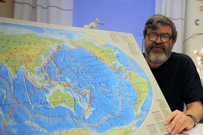 Professor Trond Torsvik showing a map